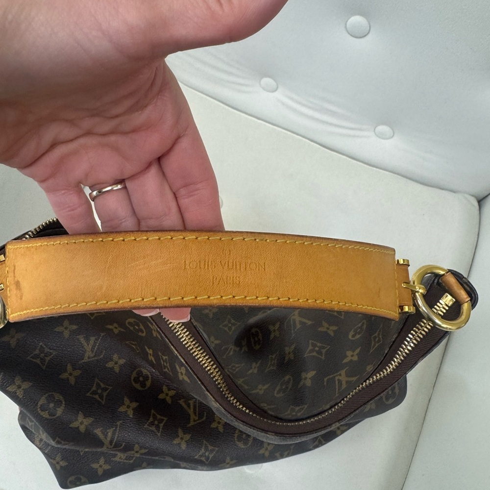 Louis Vuitton Classic Monogram Hobo Bag - Picture 15 of 16